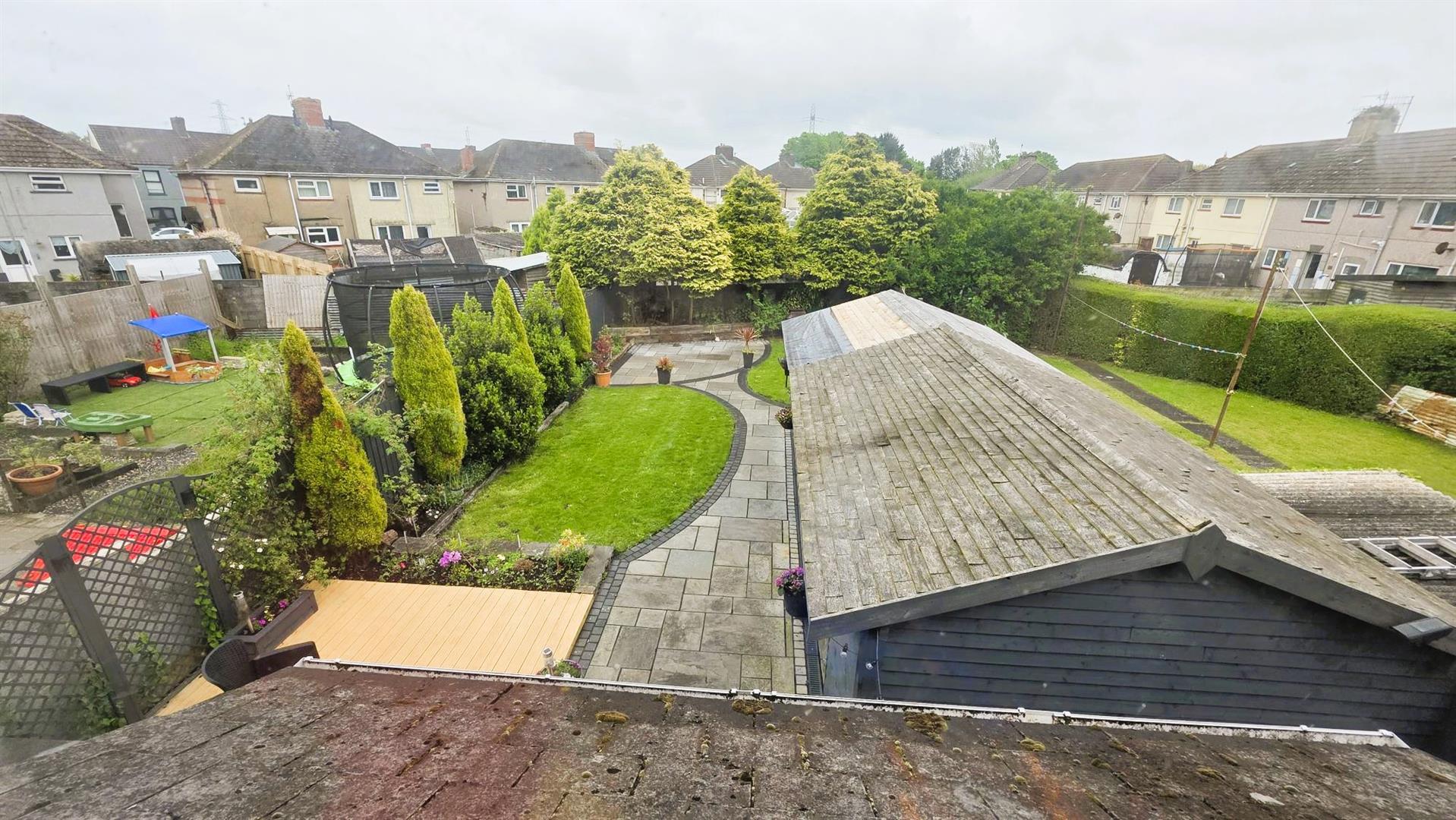 School Road, Llanelli, SA15 2AU